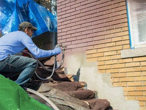 Corcho proyectado en pared
